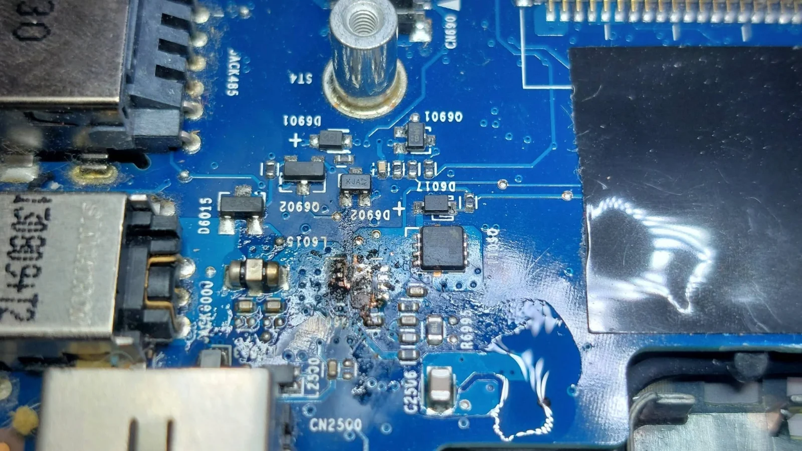 Zona circuitelor de alimentare HP EliteBook 2570p